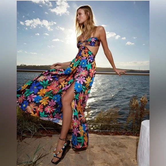 NWT Patbo Aster Halterneck Beach Dress Size Small Maxi Cut Out - Picture 2 of 8